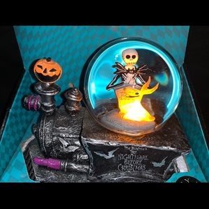 Nightmare Before Christmas Snow Globe